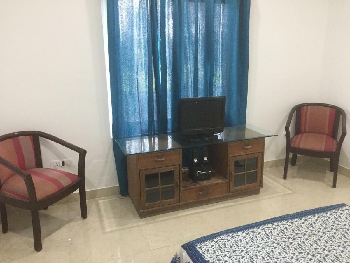 Ad Country Villa Noida Extérieur photo